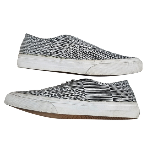 Vans Black & White Mixed Geo Authentic Slim Low Top Sneaker Size 9 Women 7.5 Men - Picture 10 of 16